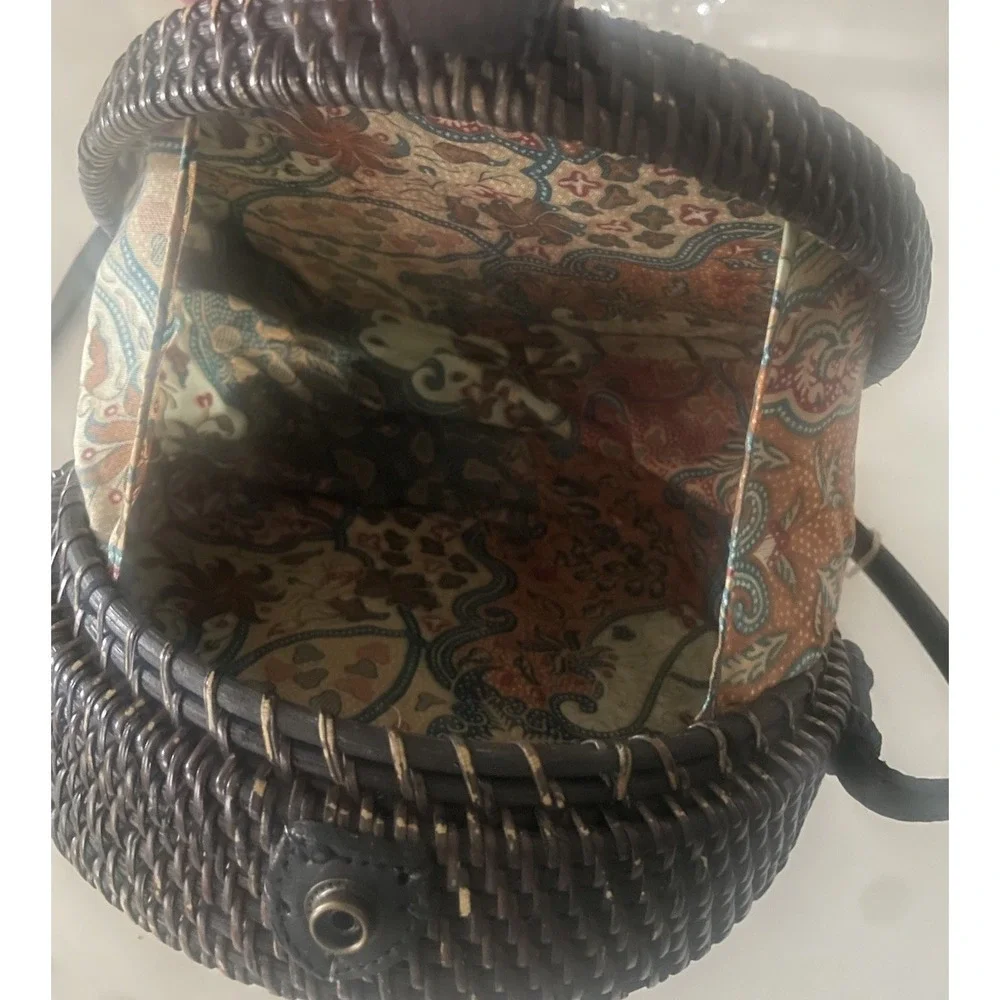 Round Rattan Crossbody Bag Woven Straw Circle Purse Brown Floral Lining Boho